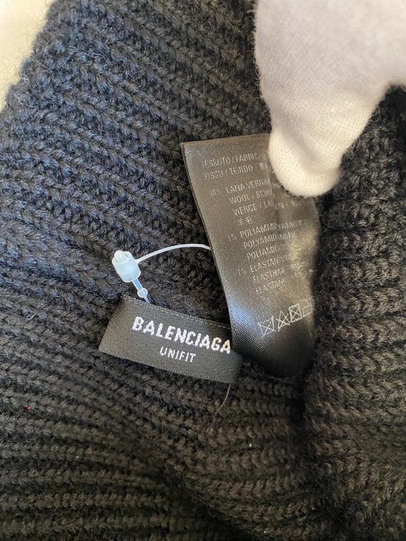 BALENCIAGA バレンシアガ ニット帽 ブラック