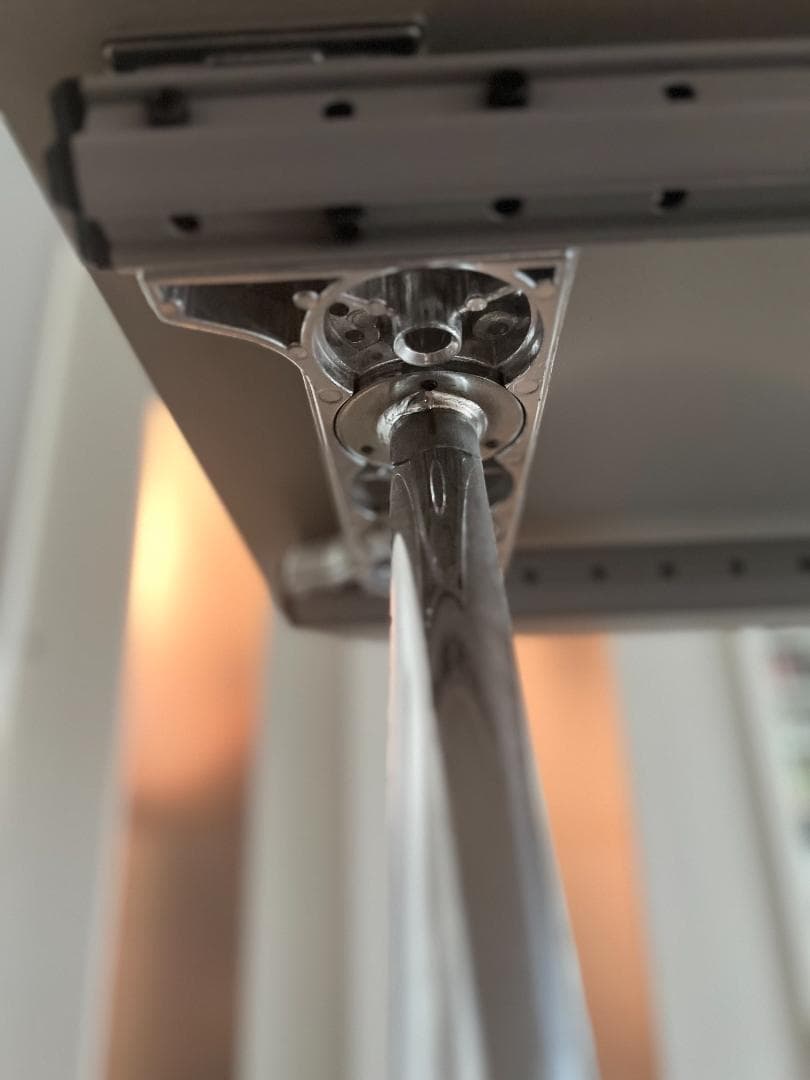 アントニオ・チッテリオによるヴィトラ「アドホック」テーブル