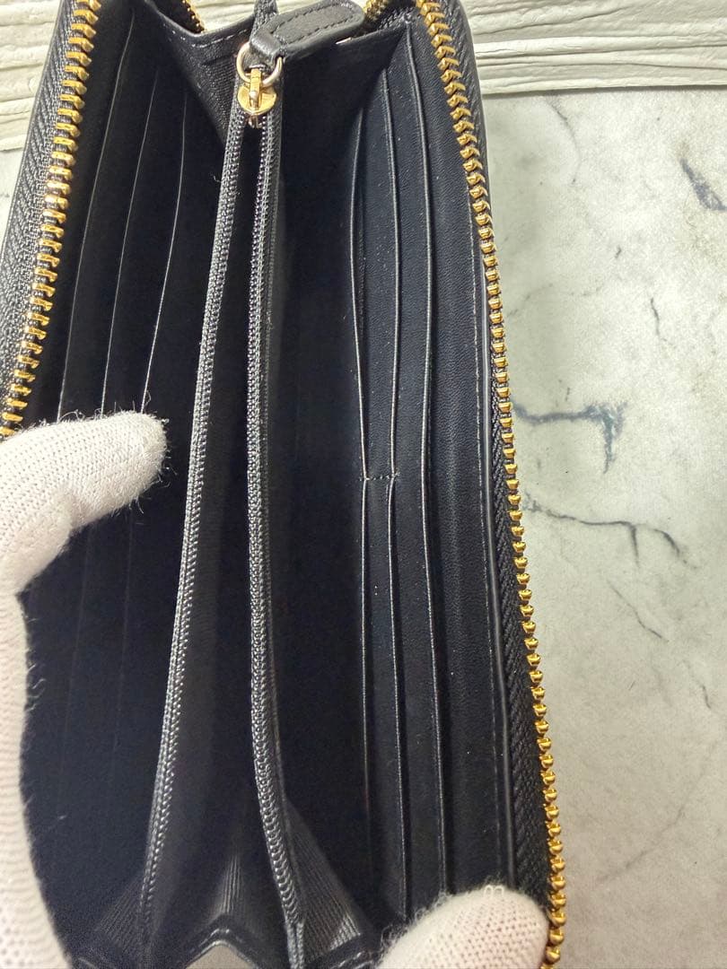CHANEL ブラックレザー 長財布　ラムスキン