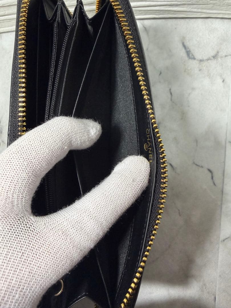 CHANEL ブラックレザー 長財布　ラムスキン