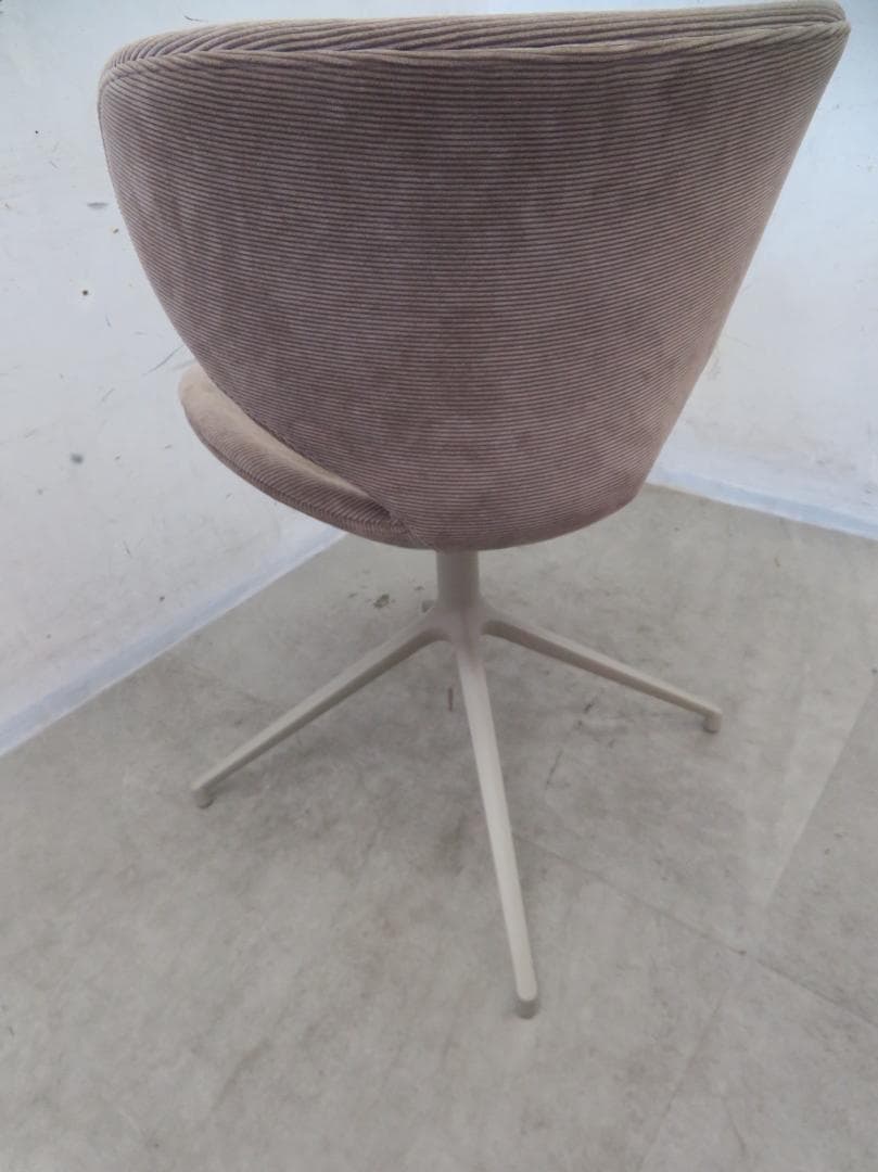 展示品■ボーコンセプト■ハミルトン■回転式■ダイニングチェア■2脚セット■25万