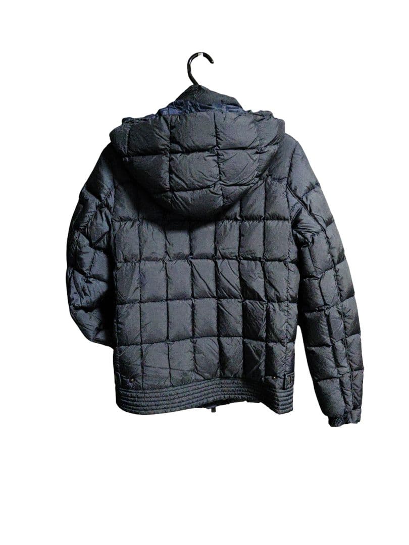 さ*す様 TATRAS　ダウンジャケット