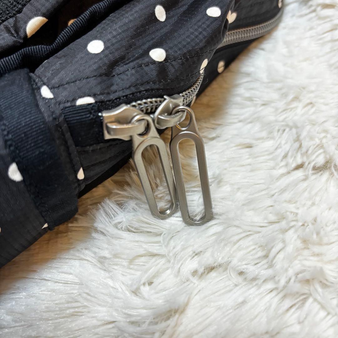 LeSportsac レスポートサック エッセンシャル リュック ドット　黒