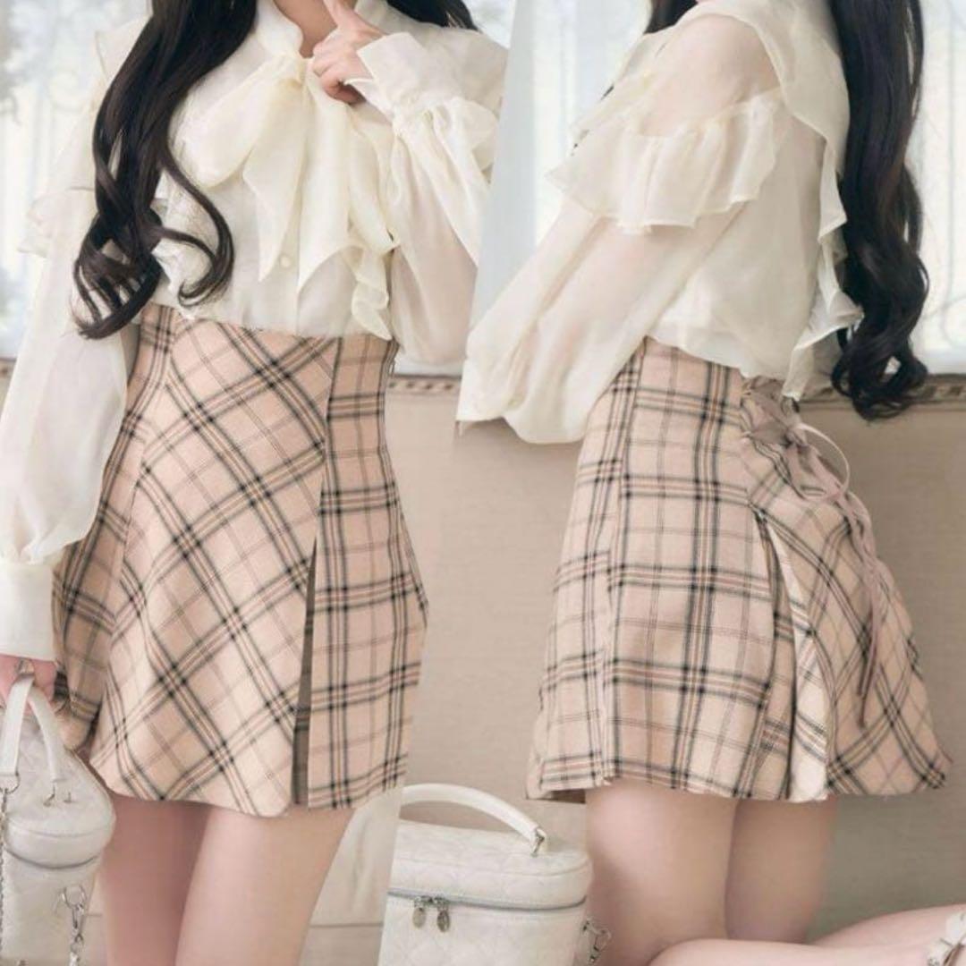 ミシェルマカロン フレアチェックスカート ベージュ - メルカリ