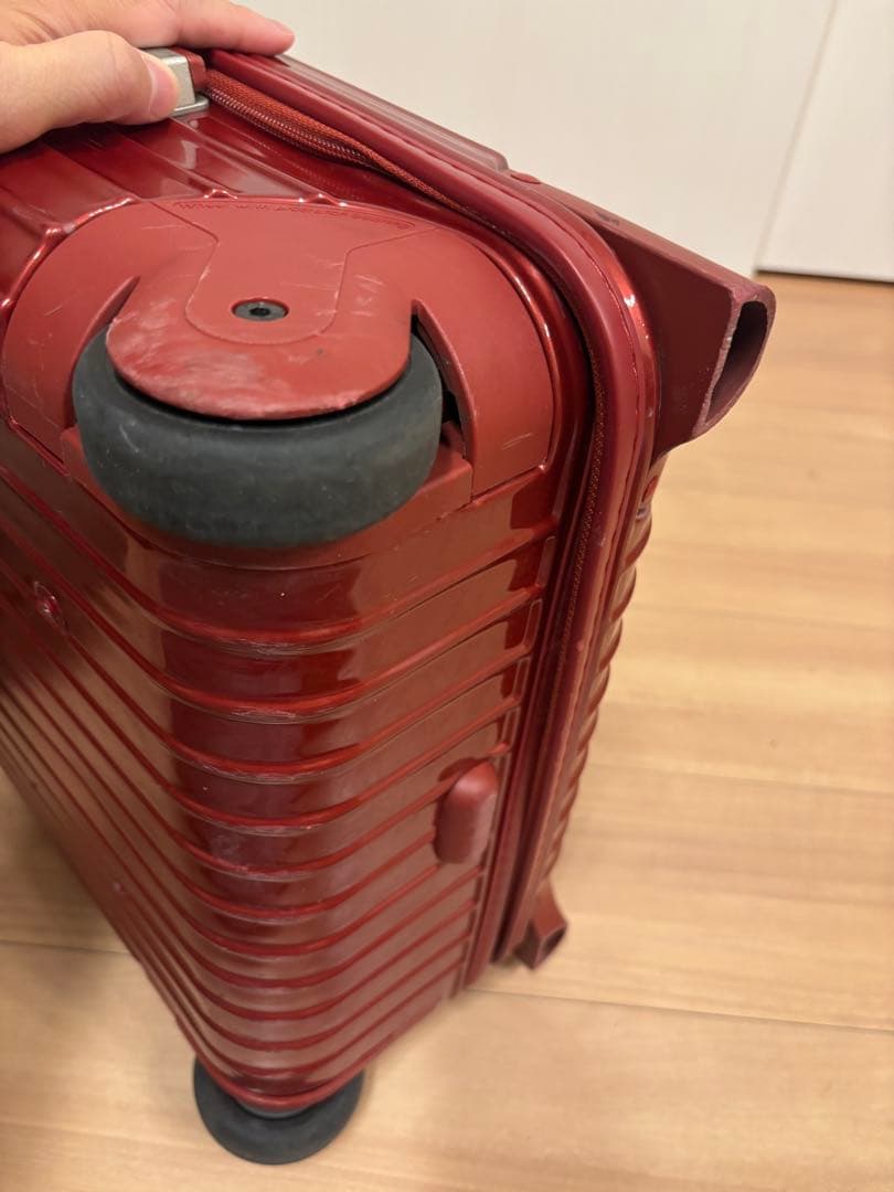 リモワ　salsa deluxe 85352 サルサデラックス　赤　レッド