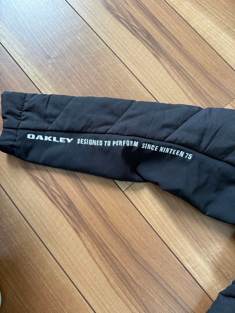 《Lサイズ》　オークリー　ゴルフウェア　ブルゾン