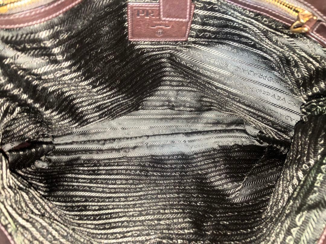 美中古 プラダPRADAスウェード切替ナイロンスクエアメッセンジャーバッグ