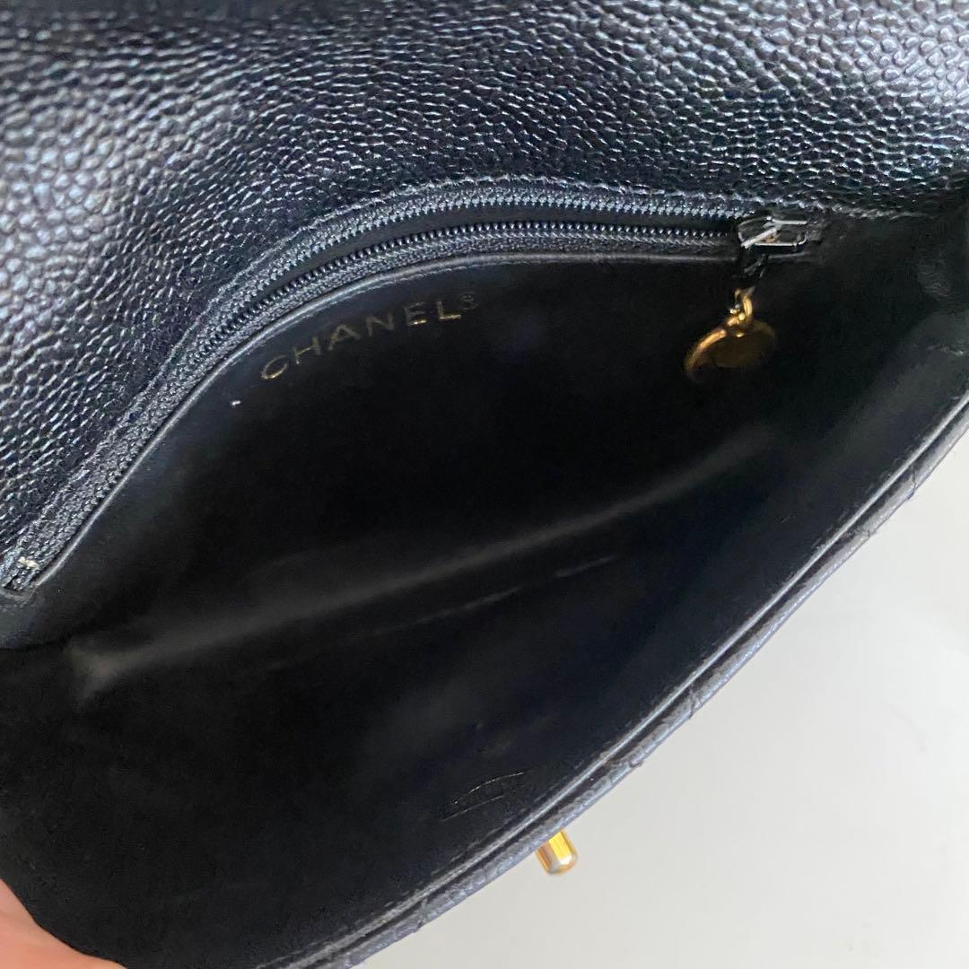 シャネル　ウエストポーチ マトラッセ キャビアスキン