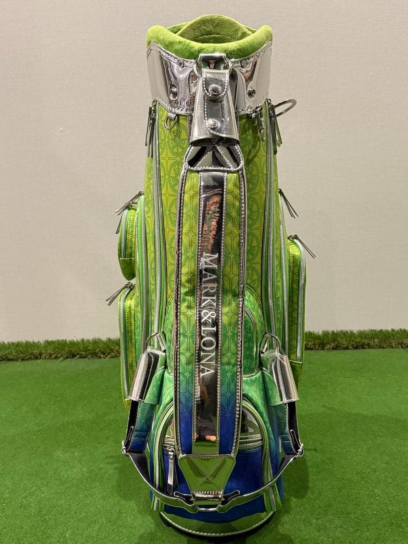 マークアンドロナ　キャディーバック キムタクモデル