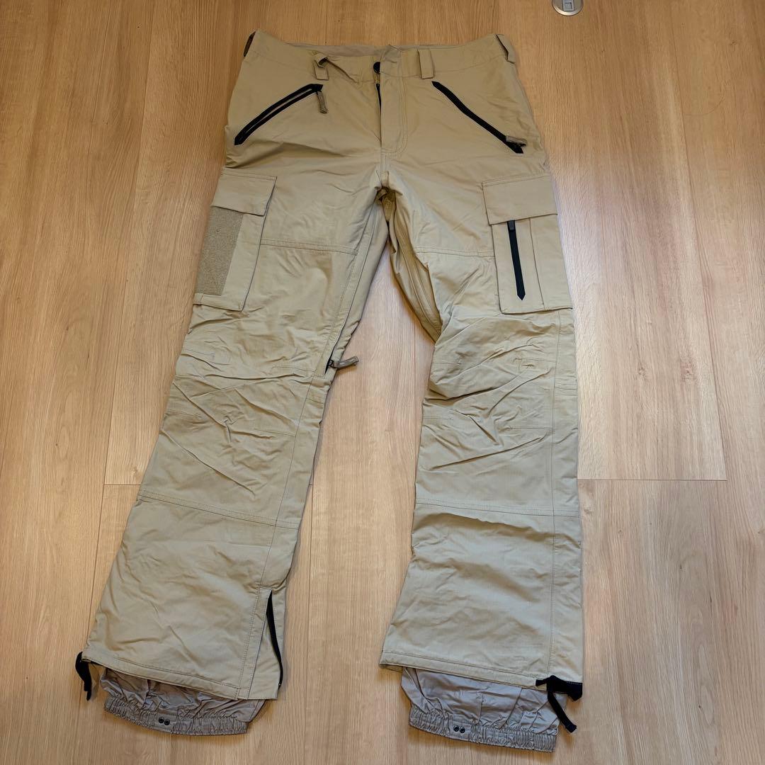 【希少】BURTON UNDEFEATED ALPHA スノボウェア 上下 M