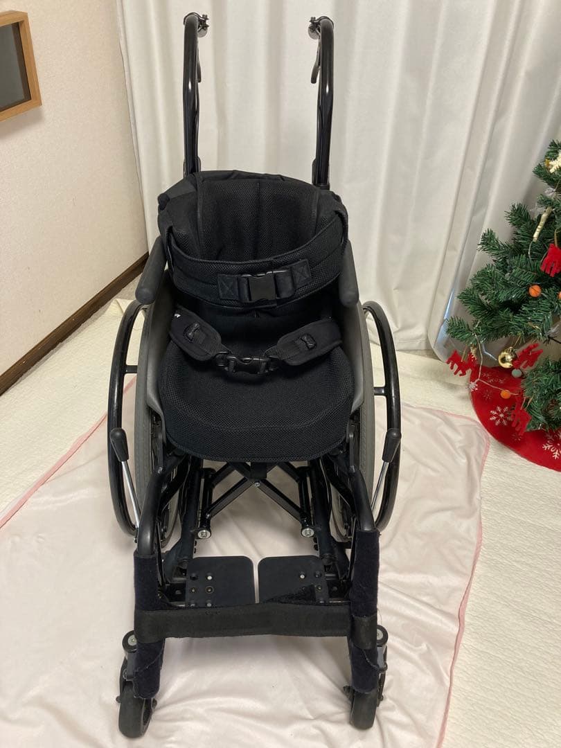 ミキ　フォース　子供用車椅子　22インチ