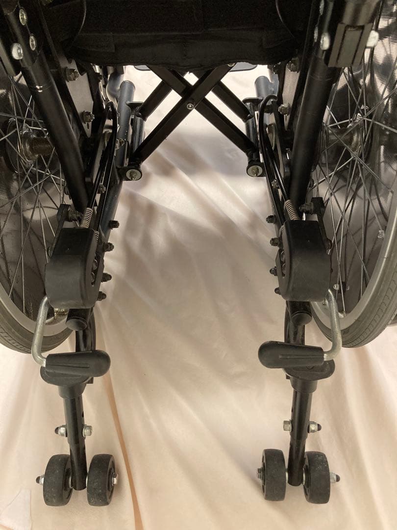 ミキ　フォース　子供用車椅子　22インチ