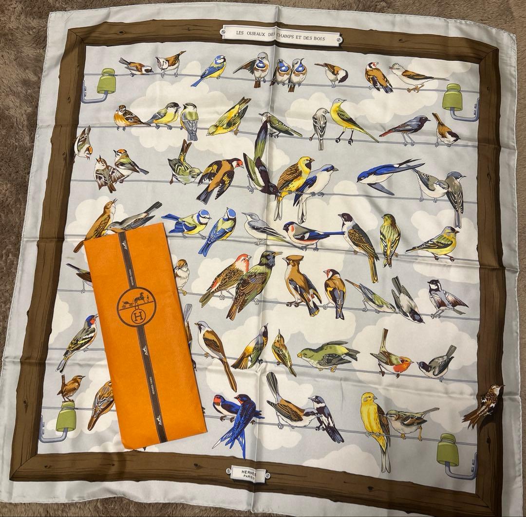 エルメス　鳥たちの競演　カレ90　OISEAUX DES CHAMPS スカーフ