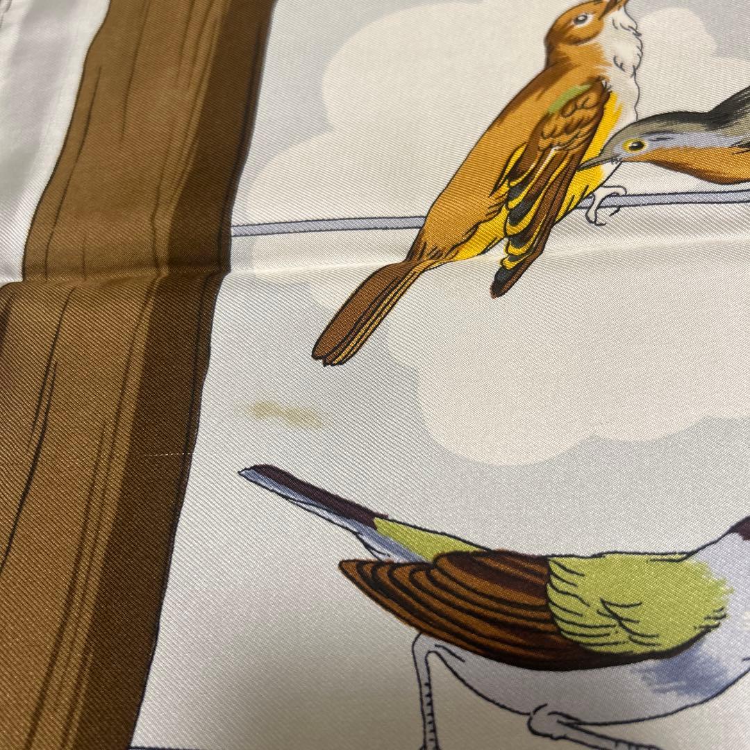 エルメス　鳥たちの競演　カレ90　OISEAUX DES CHAMPS スカーフ