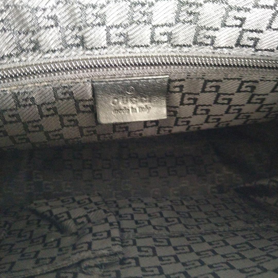 GUCCI ブラック ナイロン ショルダーバッグ