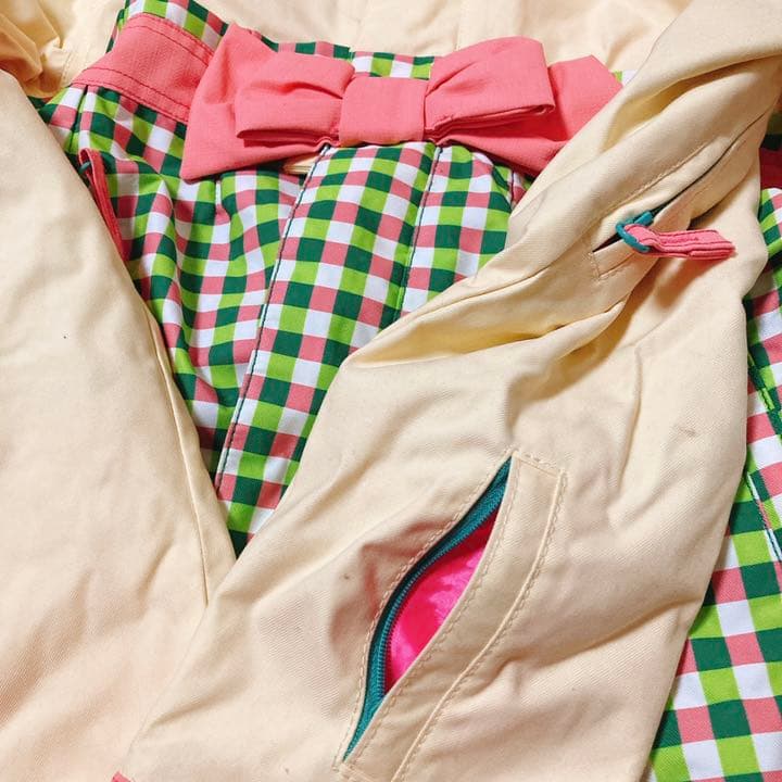 インハビタント　スノーボードウェア　ジャケット