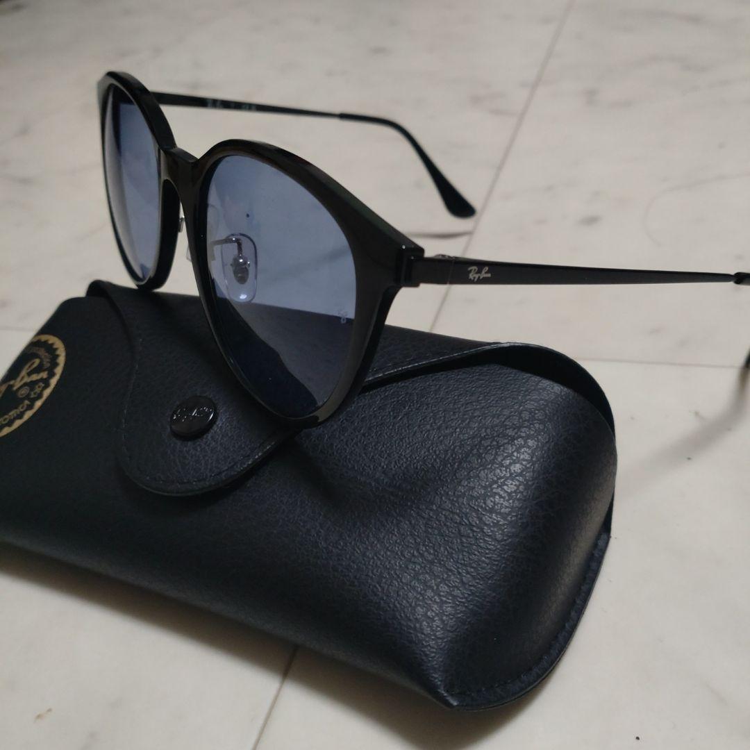 Ray-Ban RB 4334D ブラック/ブルーレンズ
