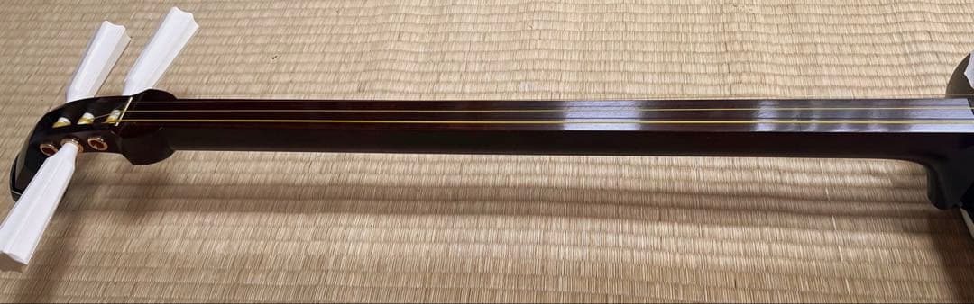 津軽三味線　高級紅木 金細 綾杉胴 鼈甲 津軽塗胴掛 両面新皮　美品