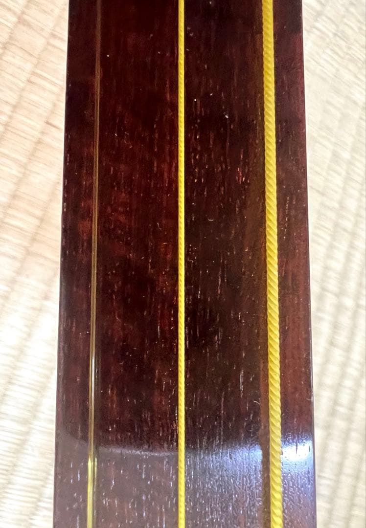 津軽三味線　高級紅木 金細 綾杉胴 鼈甲 津軽塗胴掛 両面新皮　美品