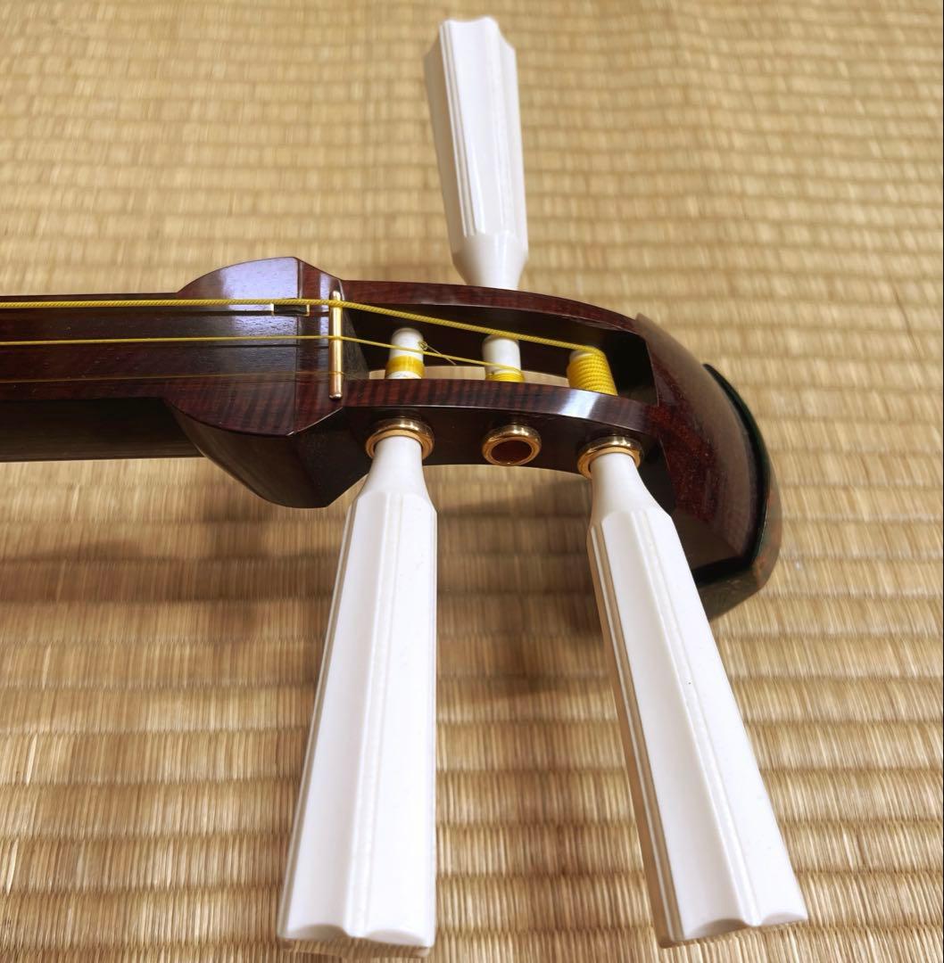 津軽三味線　高級紅木 金細 綾杉胴 鼈甲 津軽塗胴掛 両面新皮　美品