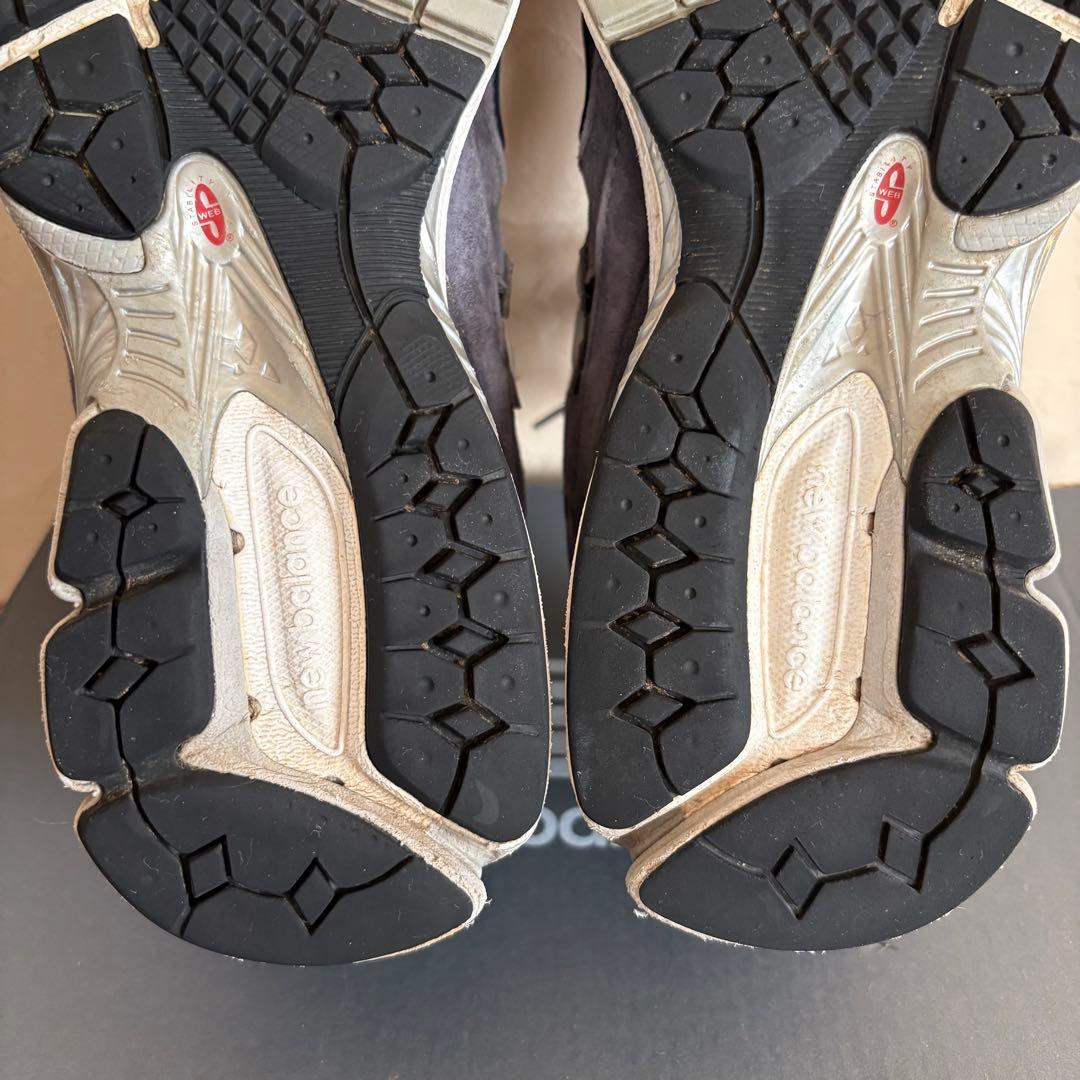 New Balance 2002R GORE-TEX ネイビー