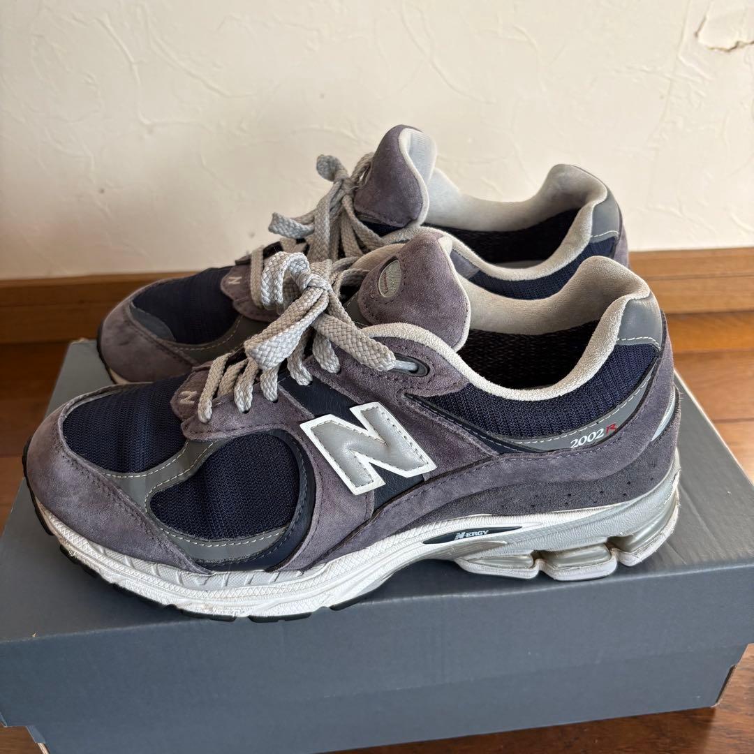 New Balance 2002R GORE-TEX ネイビー