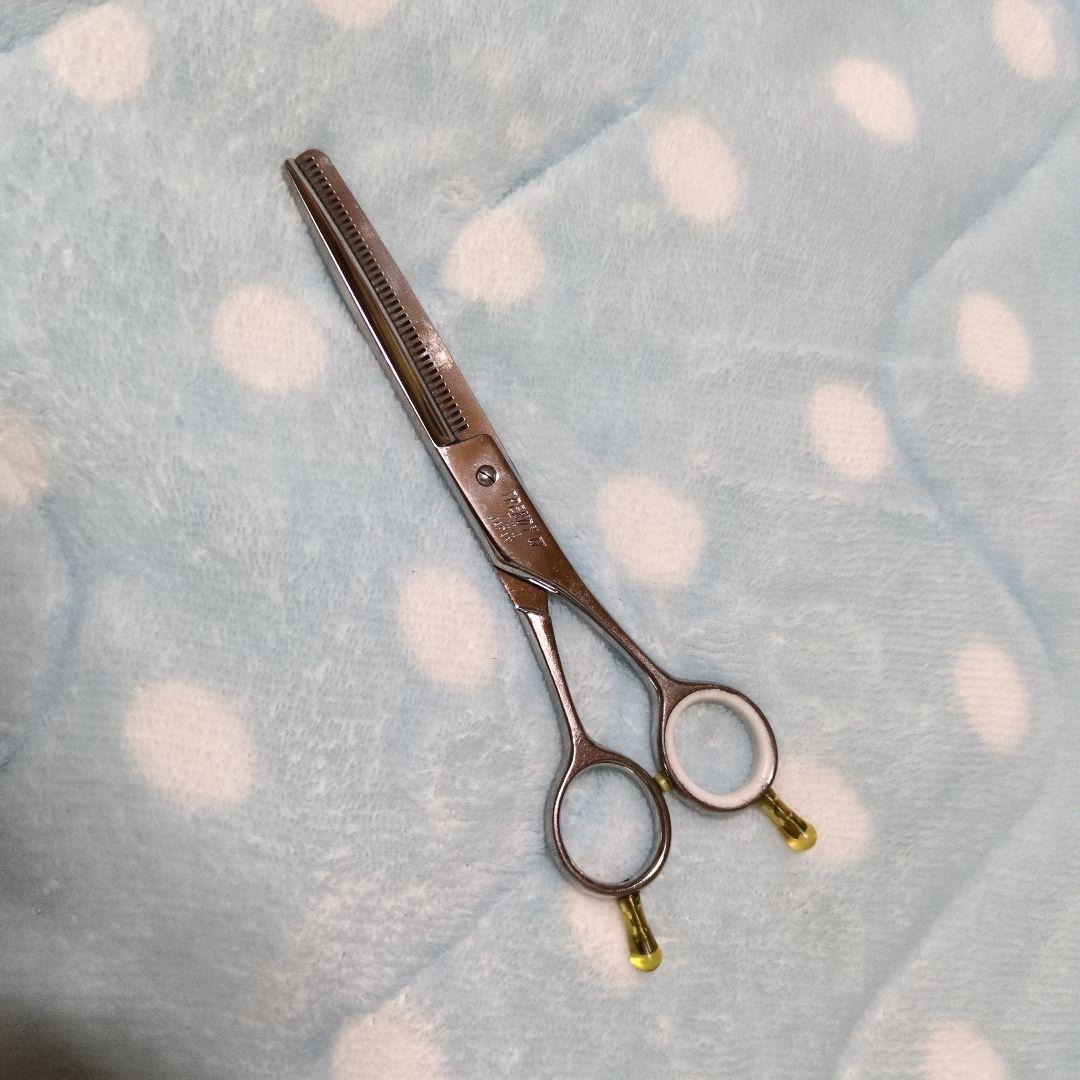 セニングシザー(すきバサミ) 美容師