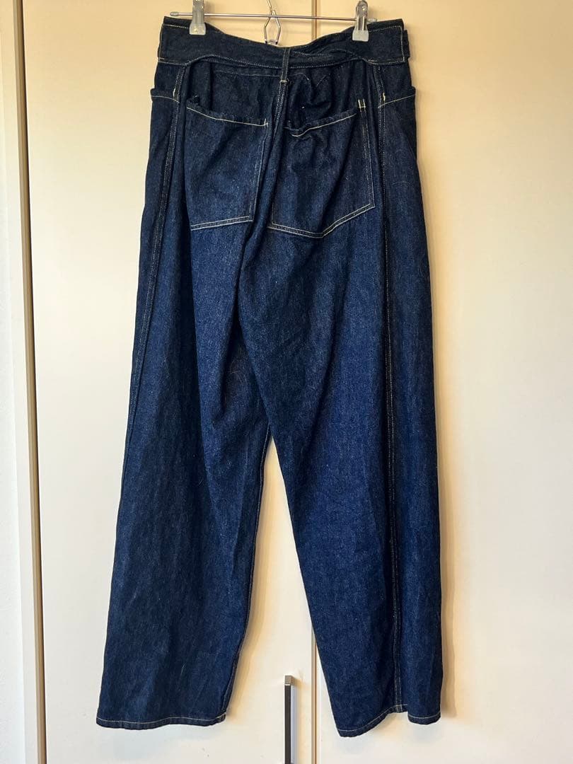 comoli ベルテッドデニム