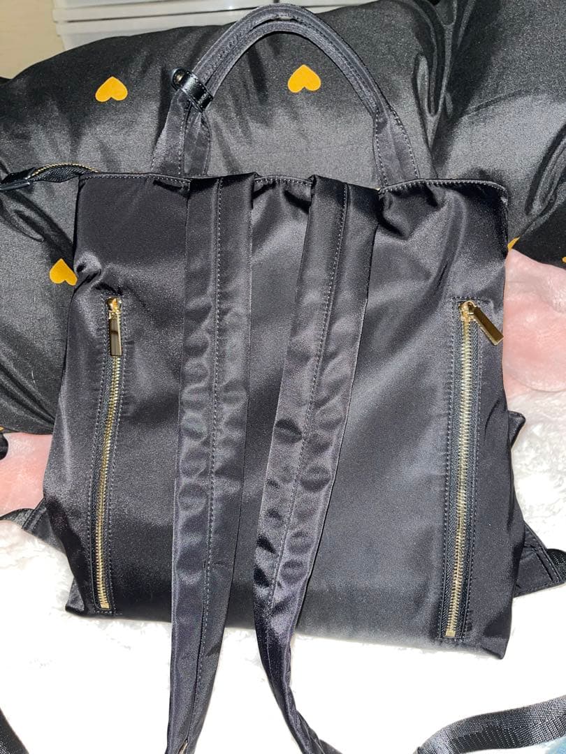 ブラックリュック 折りたたみ式　ジェンヌの大人気初リュック