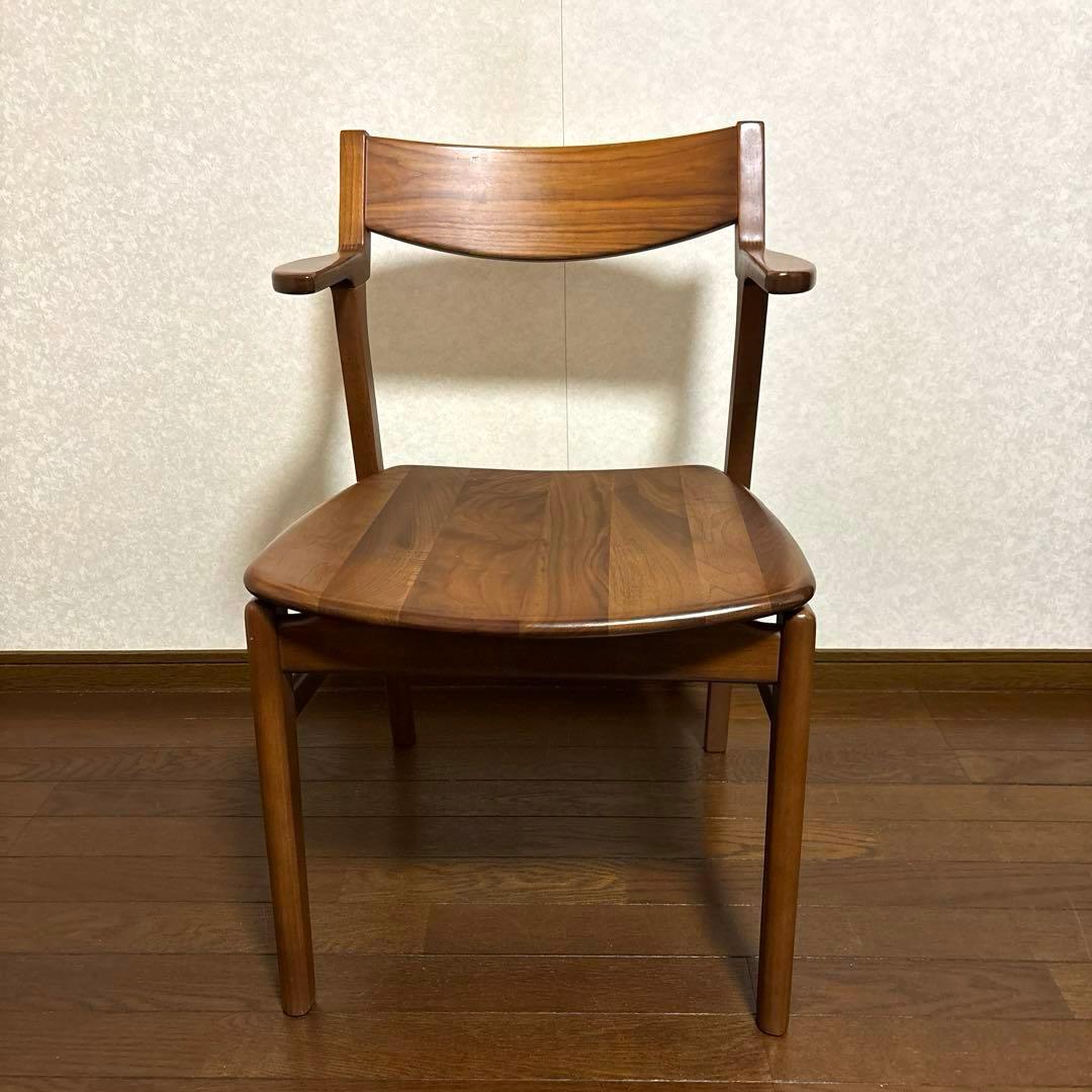 【美品】ダイニングチェア ハーフアームチェア ウォールナットカラー