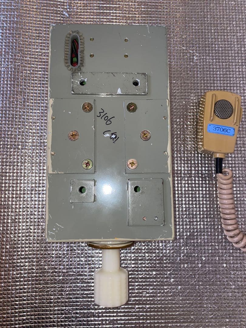 近鉄3200系KL06編成 車掌スイッチとマイクセット