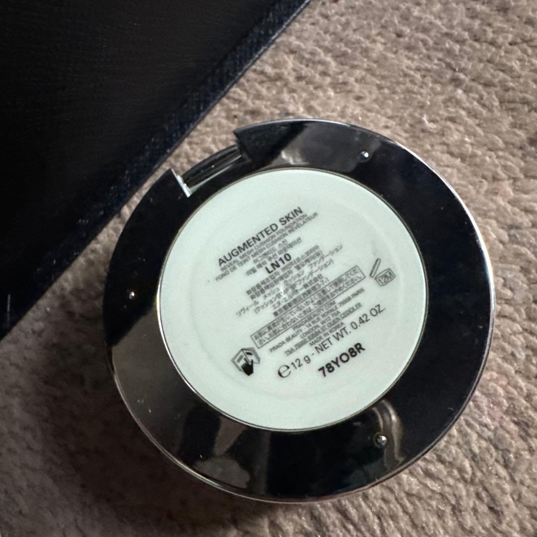 PRADA AUGMENTED SKIN クッションファンデーション