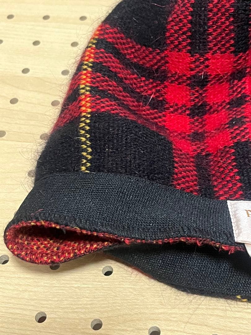 ヴィヴィアンウエストウッド ポンポン付きベレー帽