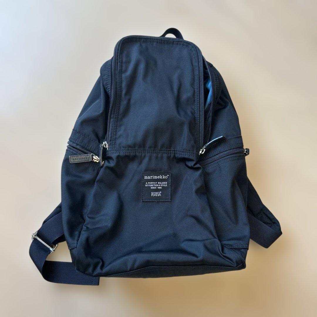 【レア美品】マリメッコmetro リュック ブラック 内側ブルー