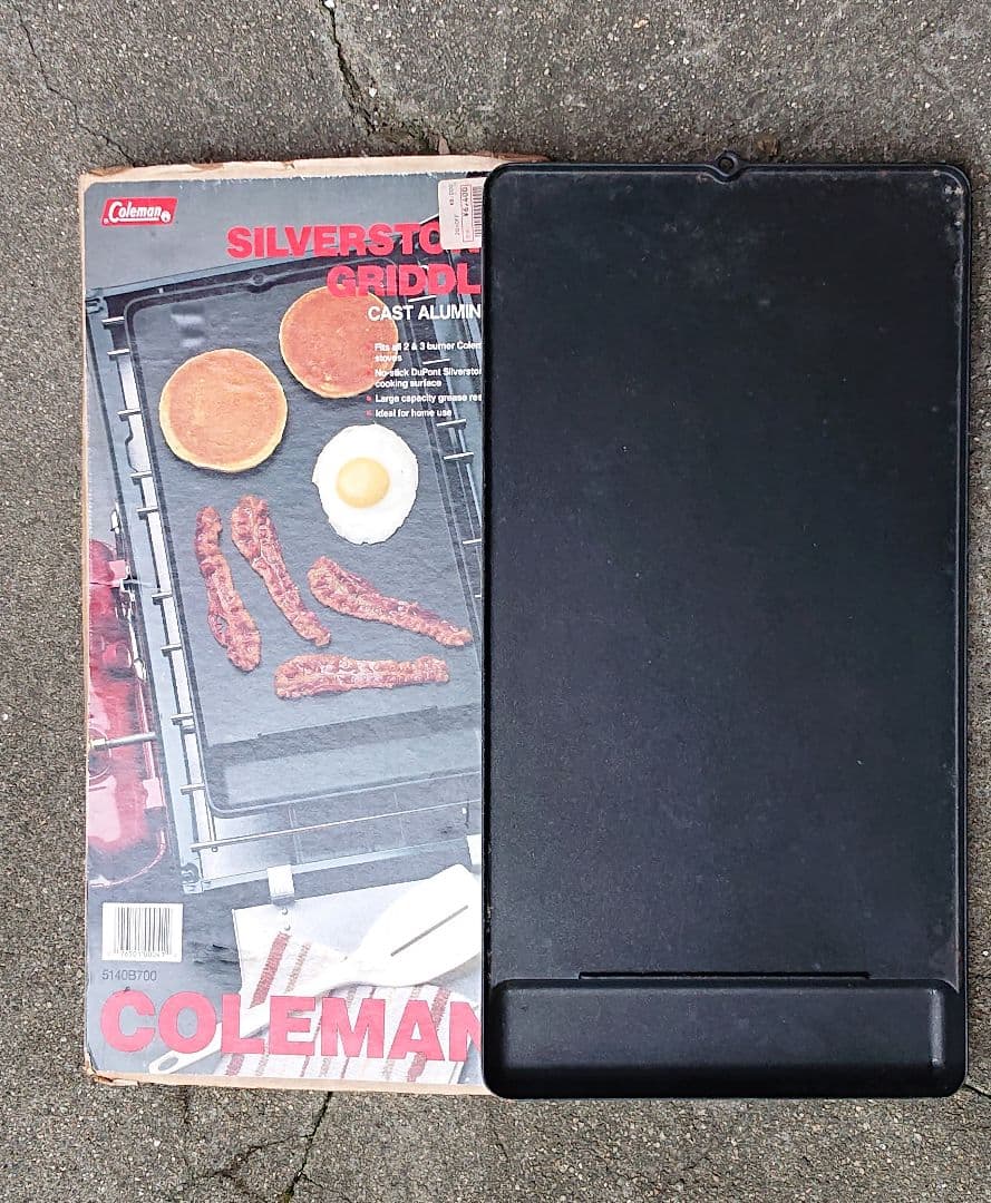 Coleman 2バーナー・シルバーストーングリドル等7点まとめ売り(匿名