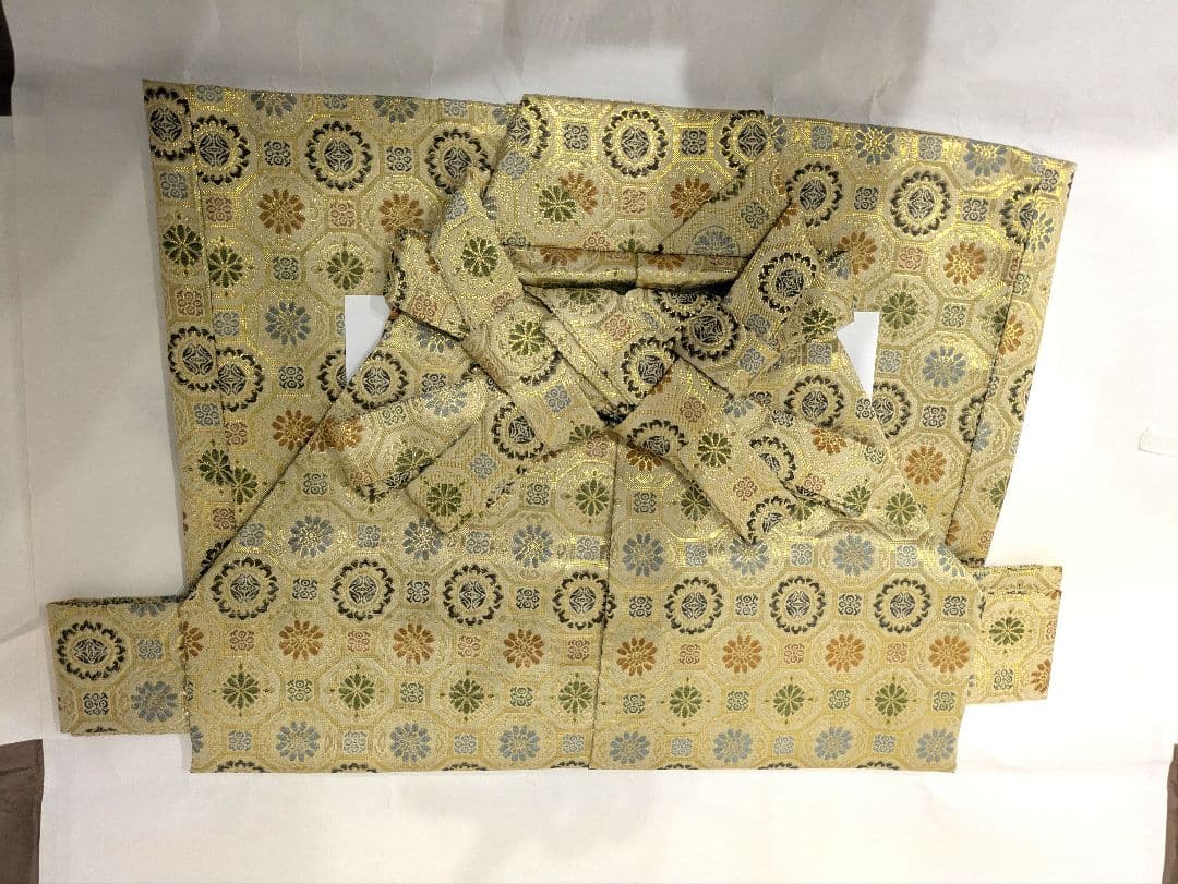 5歳用　着物セット　袴　肩上げ済み 和柄 草履付き　七五三