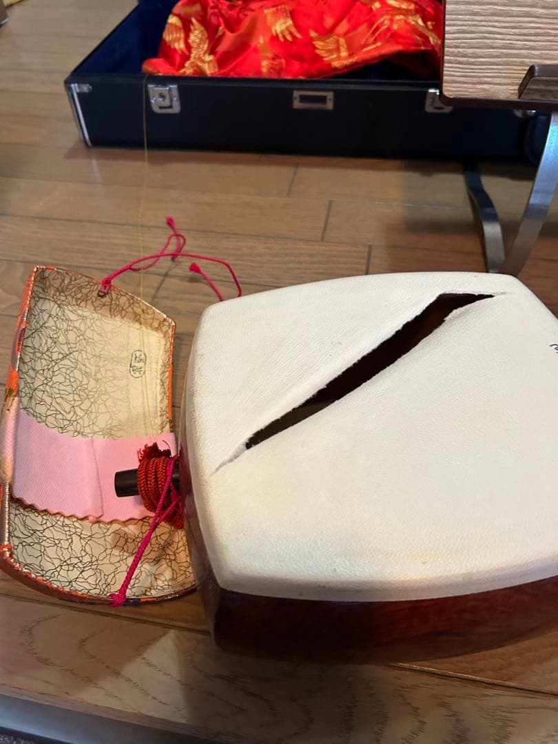 三味線　バチ、ケース込み