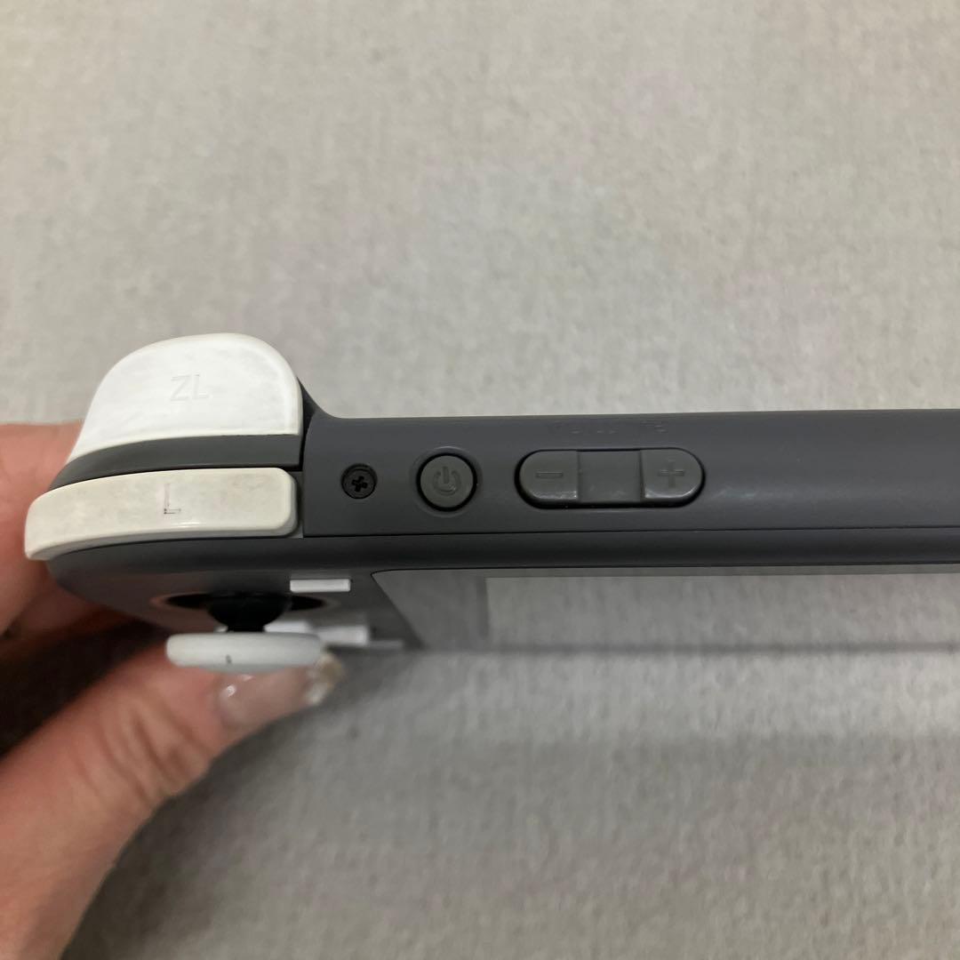 GD7113Nintendo Switch Lite グレー