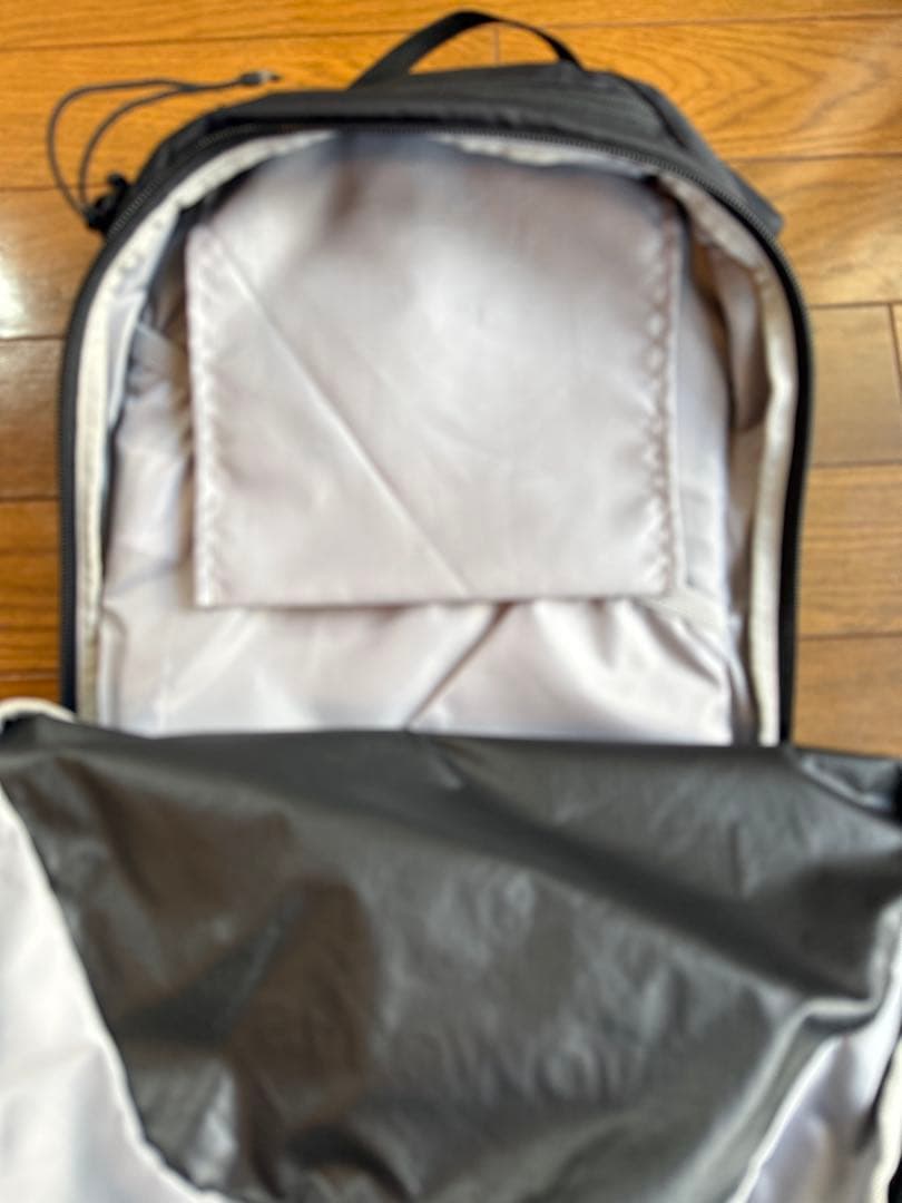 美品　MM6 x Salomon XT 15バックパック ブラック