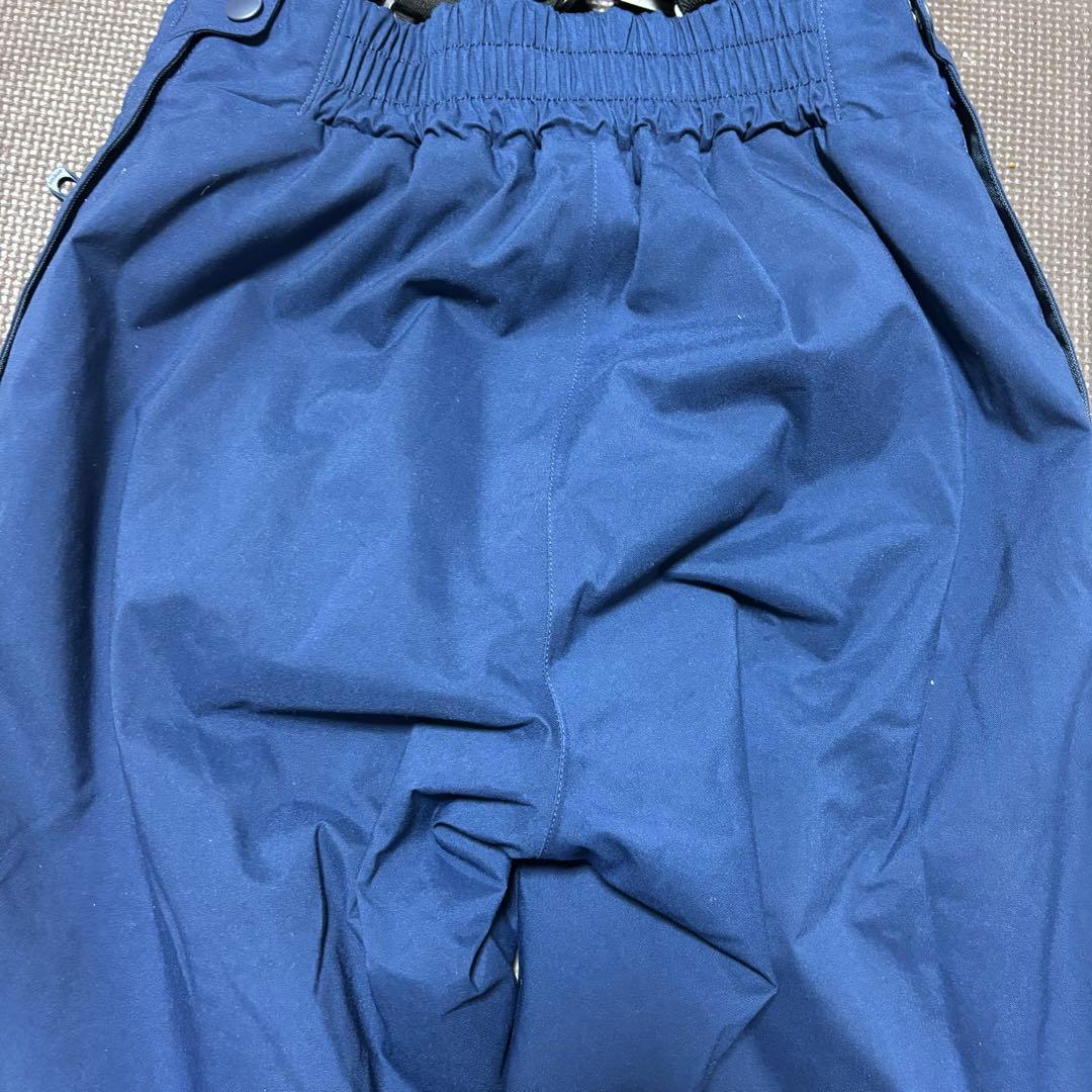 美品】arg 150 スノボウェア GOLDWIN 上下セット 女の子 ネイビー