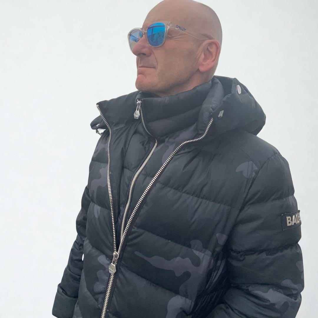 [本日限り]BALR. ダウンジャケット迷彩柄 取り外し可能なフードとフロントM