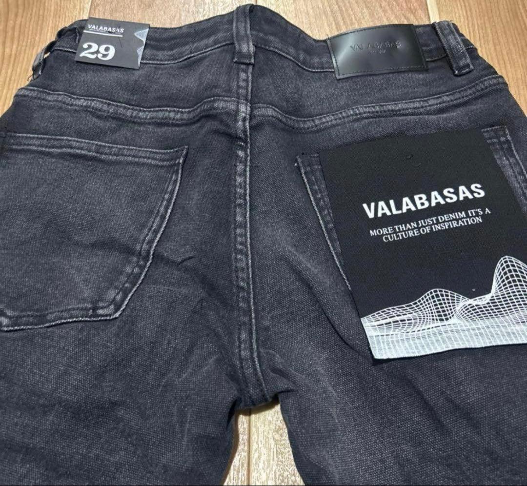 VALABASAS ブラックブーツカットデニム レア - メルカリ