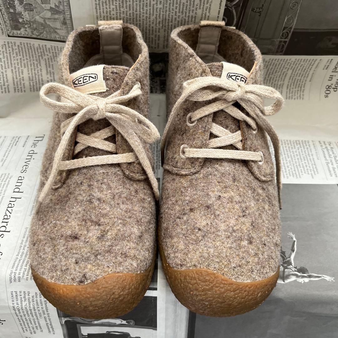 KEEN　未使用？モージーチャッカ　ブーツ