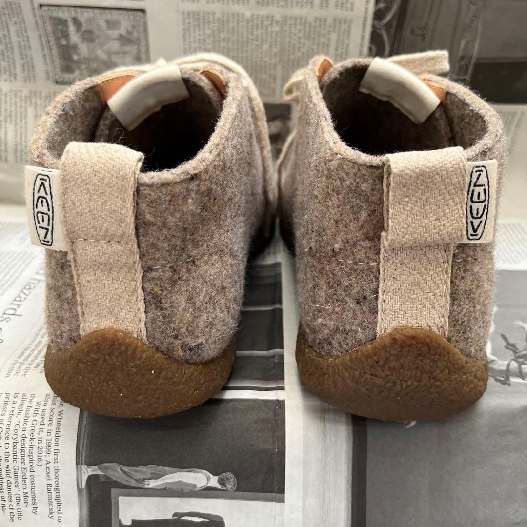 KEEN　未使用？モージーチャッカ　ブーツ