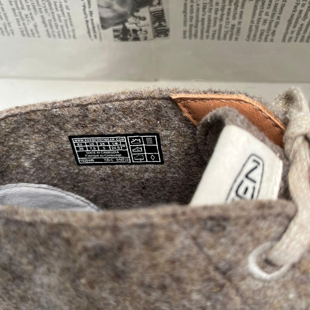 KEEN　未使用？モージーチャッカ　ブーツ