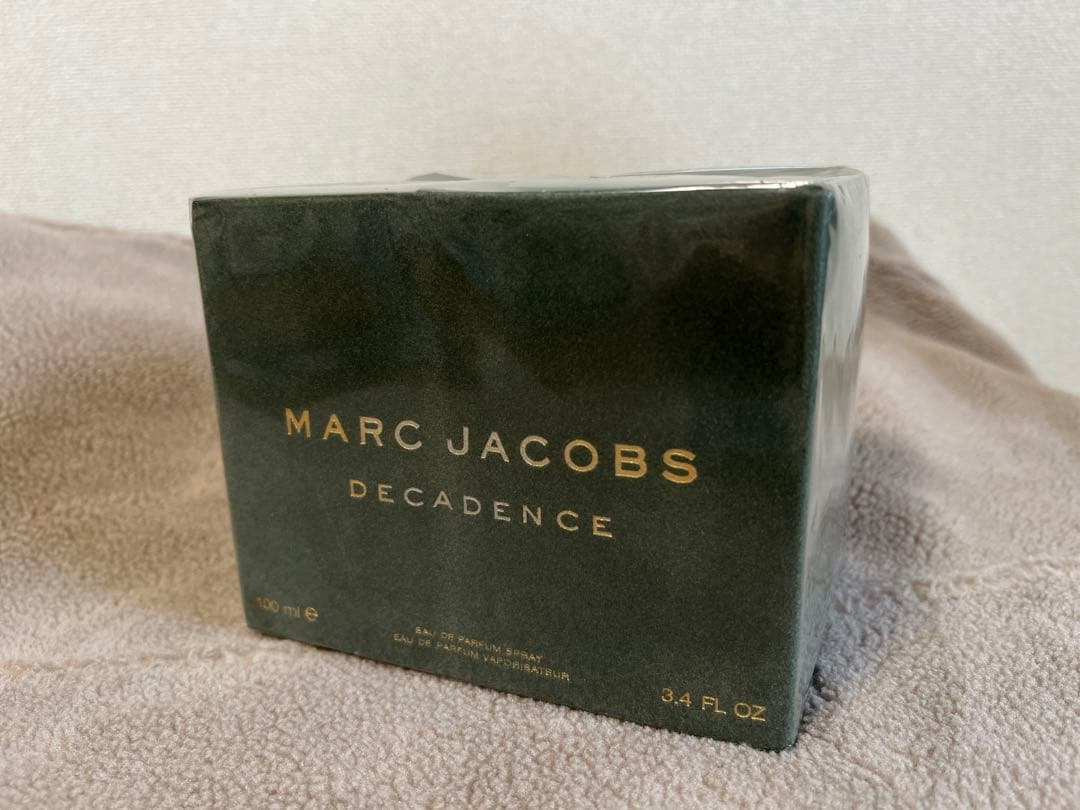 MARC JACOBS DECADENCE 100ml (新品未開封)