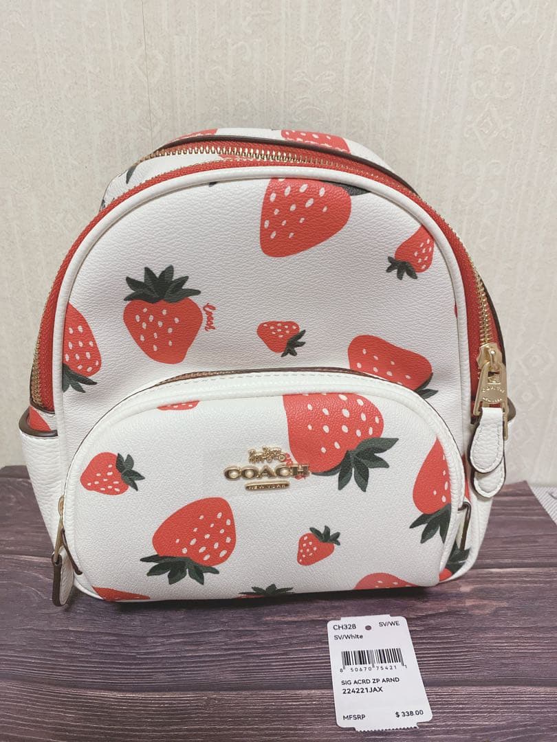 〔新品未使用〕COACH ミニリュック　ストロベリー