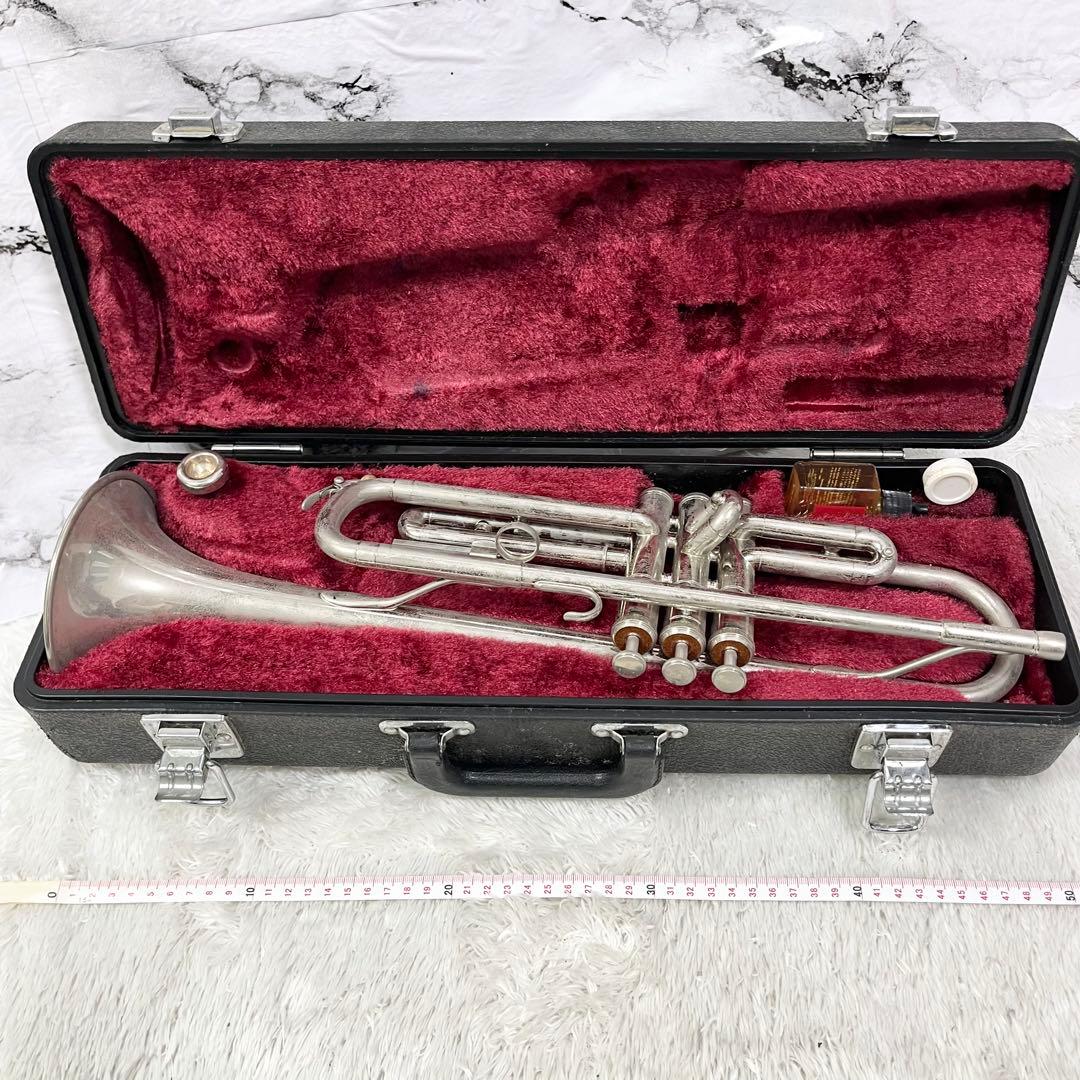 YAMAHA ヤマハ YTR1310トランペット/マウスピース　付き