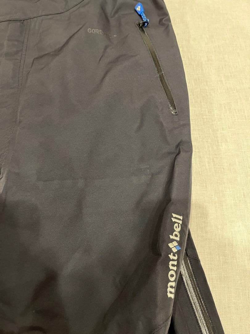 【最終価格】パウダートラックビブ、カーシートカバー　モンベル　セット価格