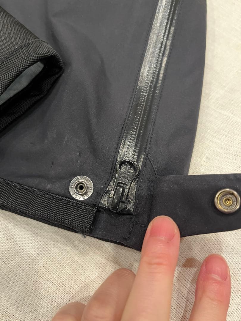 【最終価格】パウダートラックビブ、カーシートカバー　モンベル　セット価格